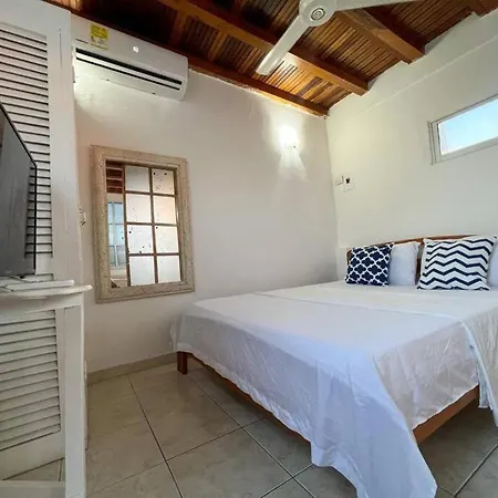 Tiny Duplex In The Walled City With Private Rooftop Apartamento Cartagena